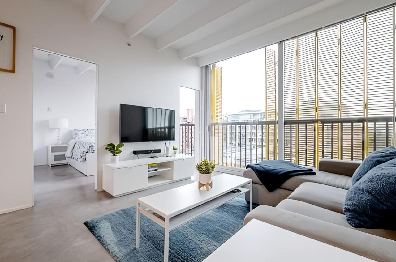 Modern, Bright & Central 1-Bed Downtown Apt Close To Rogers Arena Vancouver Exteriér fotografie