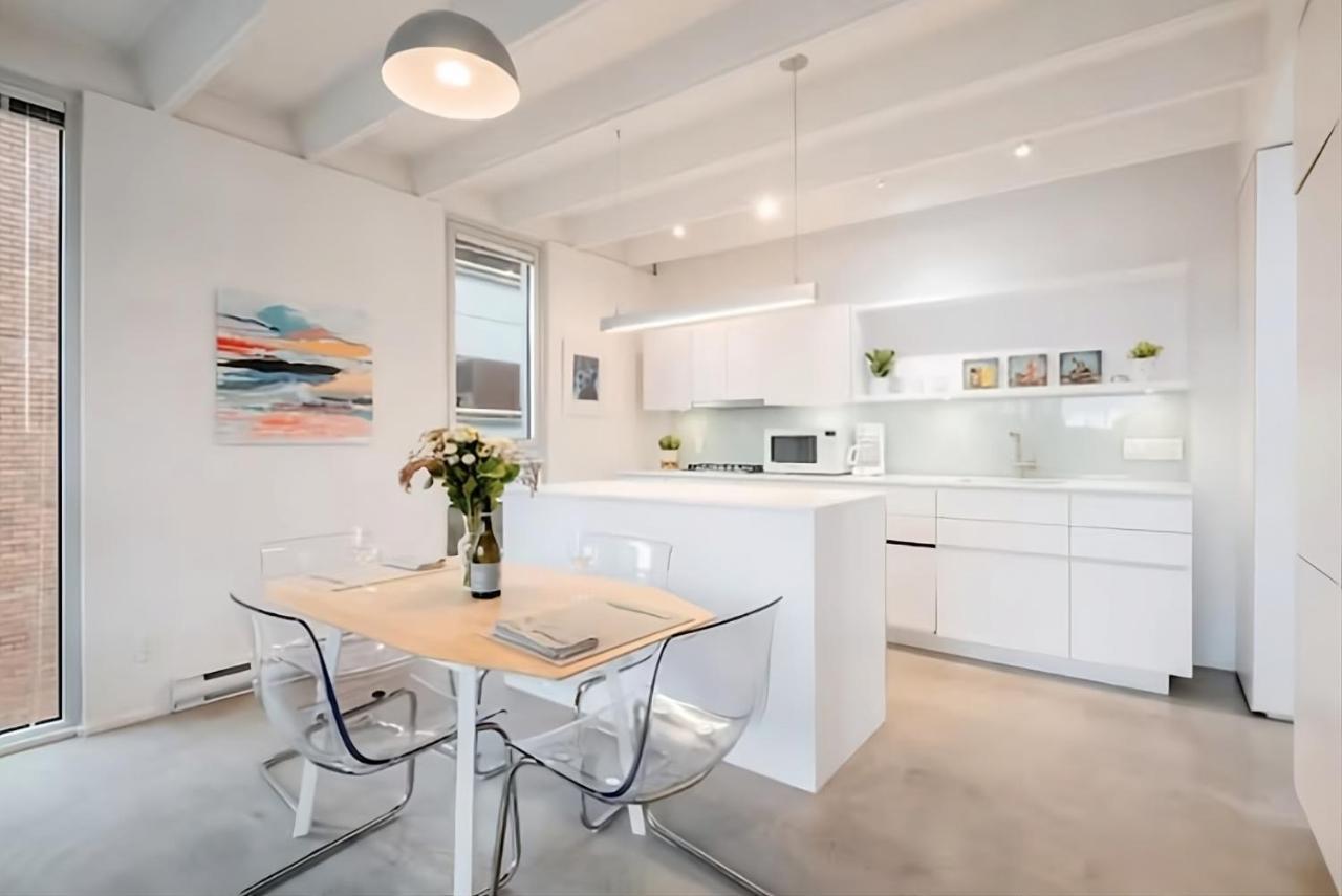 Modern, Bright & Central 1-Bed Downtown Apt Close To Rogers Arena Vancouver Exteriér fotografie