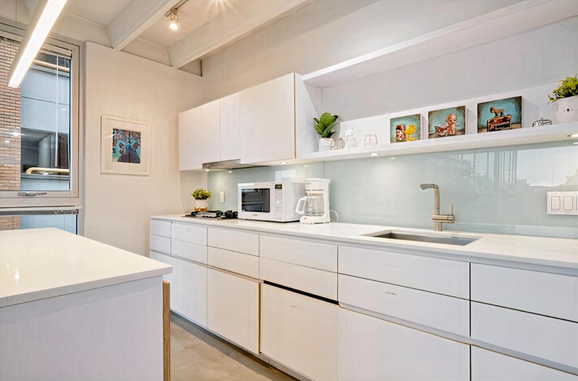 Modern, Bright & Central 1-Bed Downtown Apt Close To Rogers Arena Vancouver Exteriér fotografie